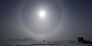Hullet i ozonlaget over Antarktis har krympet med fire millioner kvadratkilometer siden 2000