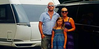 Da familien Grimstad våknet, var de tunge i kroppen. Så oppdaget de at campingvogna var robbet