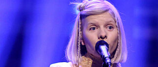 Aurora Aksnes spilte hos Jimmy Fallon