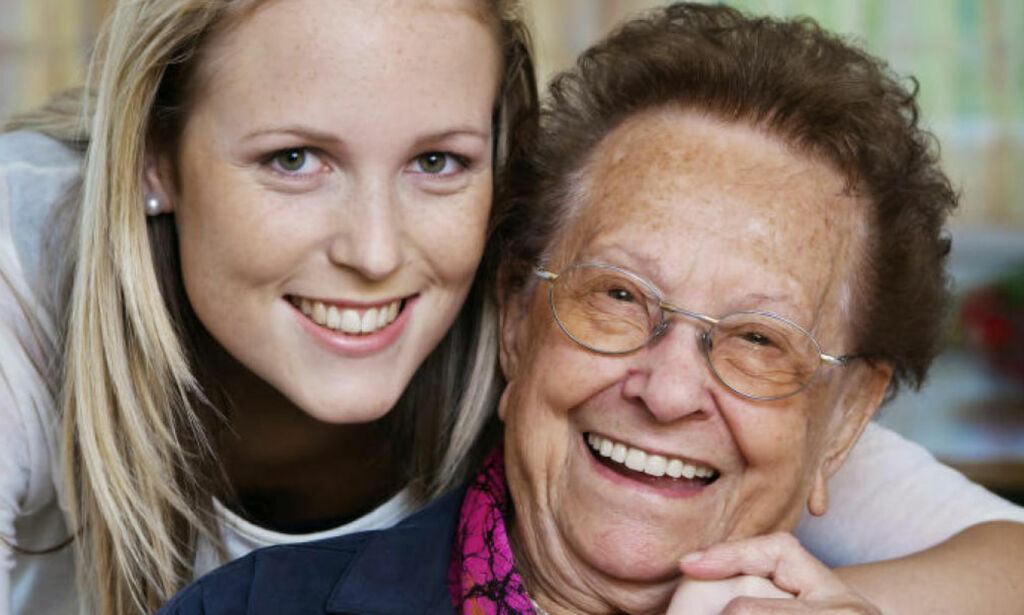 Nederlandske studenter bor gratis hvis de holder eldre med selskap