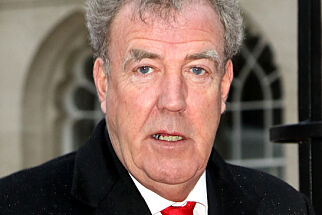 Jeremy Clarkson sprengte sitt eget 43 millioner kroners hus til fillebiter
