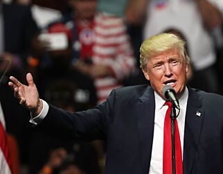 Kvinne som hevdet Trump voldtok henne da hun var 13 trekker søksmålet