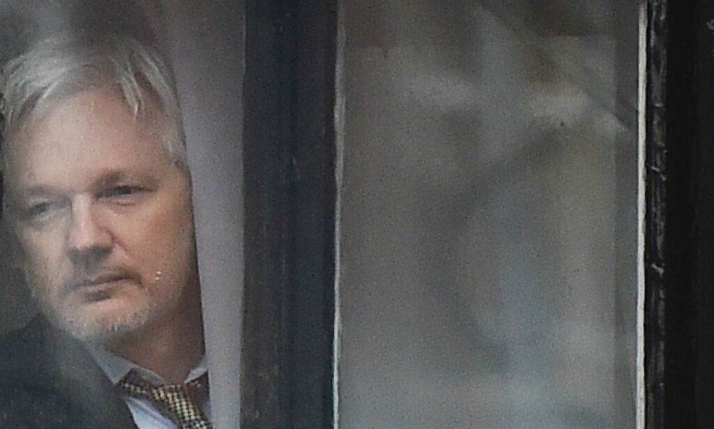 CNN: USA vet hvem som lekket e-poster til WikiLeaks