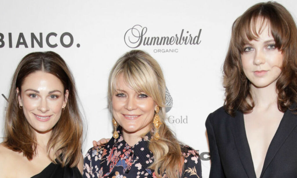 Jenny Skavlan på Costume Awards med «ukjent» modell-kusine