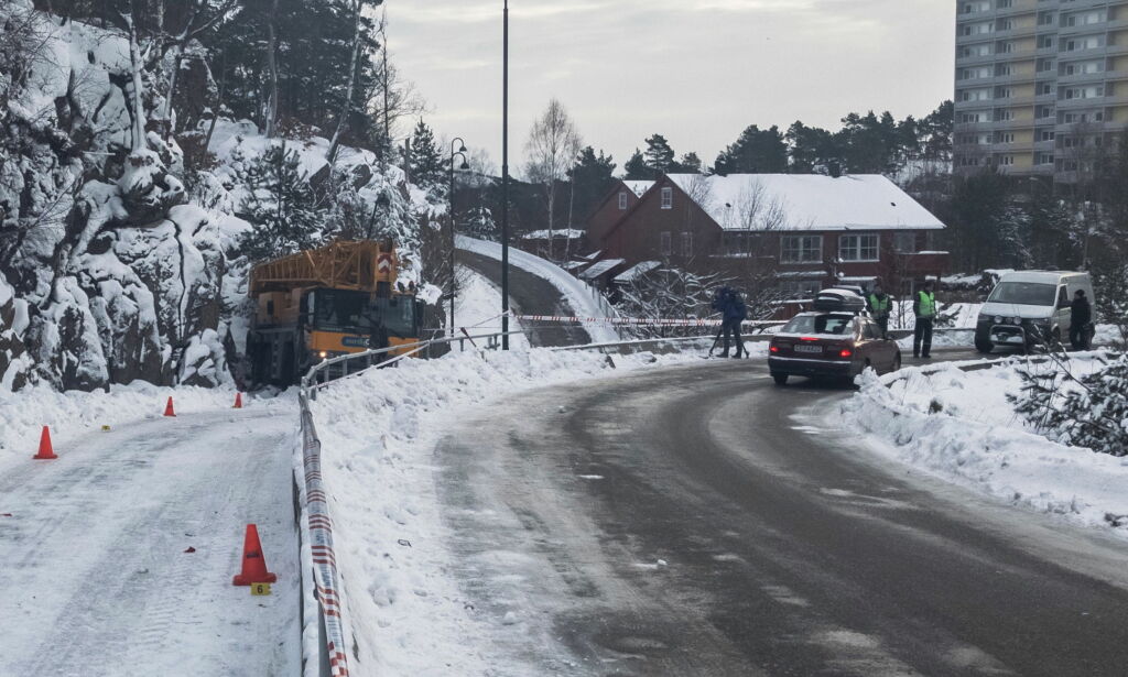 Mobilkran skal ha sklidd inn på gangvei - gutt (5) omkom