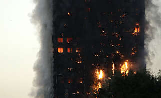 Oppjusterer tallene til 17 døde i London-brannen