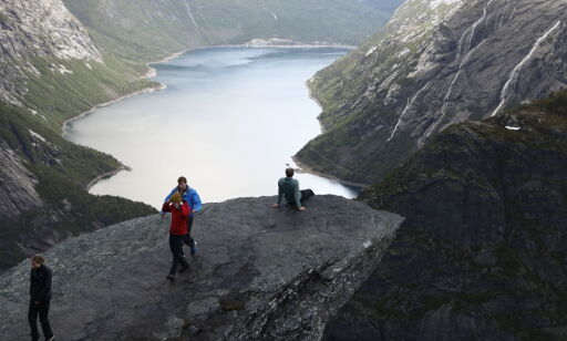 Trolltunga-redning nummer sju - før turistsesongen starter