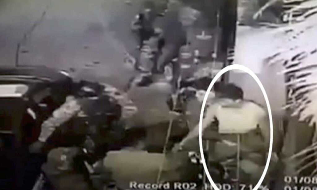 Videoen fra Venezuela som får EU til å reagere: - De tar Ledezma!