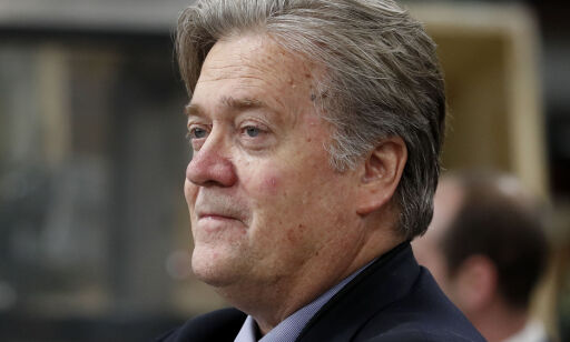 Det tok Trumps nye stabssjef noen timer å sparke kommunikasjonssjefen. Nå kan det spøke for Trump-rådgiver Bannon