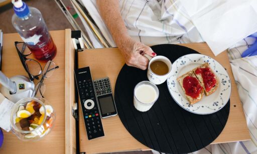- Pasientene går mer enn elleve timer uten mat