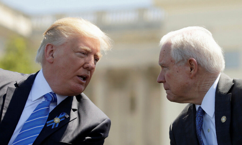 Trump skjelte ut justisministeren, kalte ham en «idiot» og ba ham si opp. Men han avviste oppsigelsesbrevet