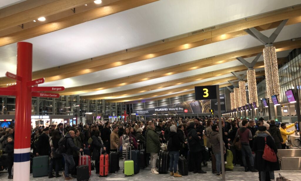 Slik så det ut på Gardermoen klokka 07.30 i dag