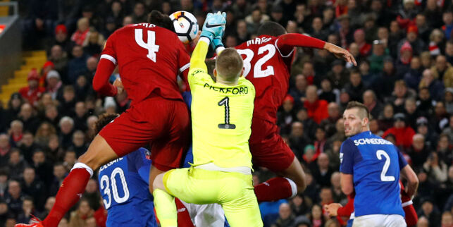 Her blir van Dijk matchvinner i Liverpool-debuten