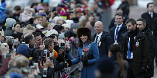 Her møter Kate og William folket