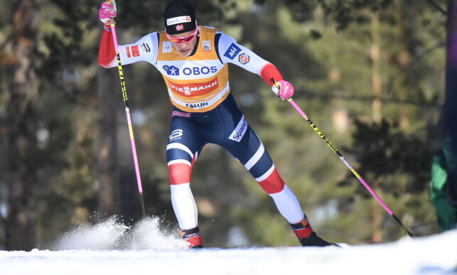 Klæbo endret taktikk i finalen og tok rivalene på senga: - Sjokkerer konkurrentene