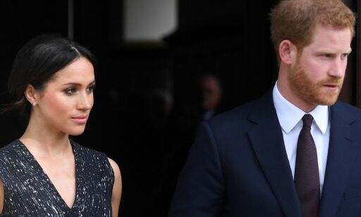 Charles skal følge Meghan til alters