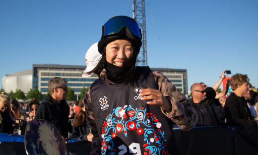 13-åringen som forbløffer snowboard-verdenen: - Hun har null frykt