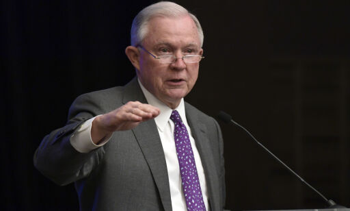 Jeff Sessions siterte bibelen for å forsvare at barn blir tatt fra sine foreldre ved Mexico-grensa