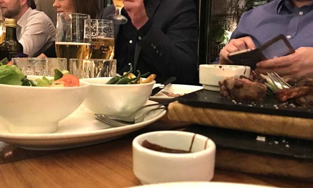 Derfor behøver du ikke å tipse på norske restauranter