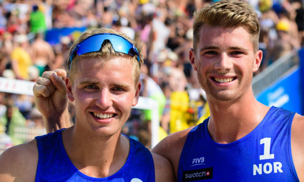 Sandvolley-pappa sluttet i jobben og måtte fryse lån for å følge sønnens drøm