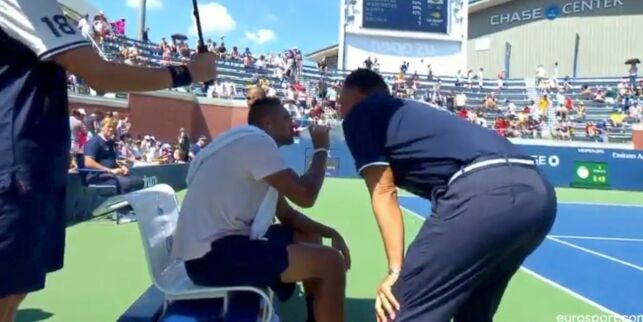 Tennislegender raser etter disse scenene