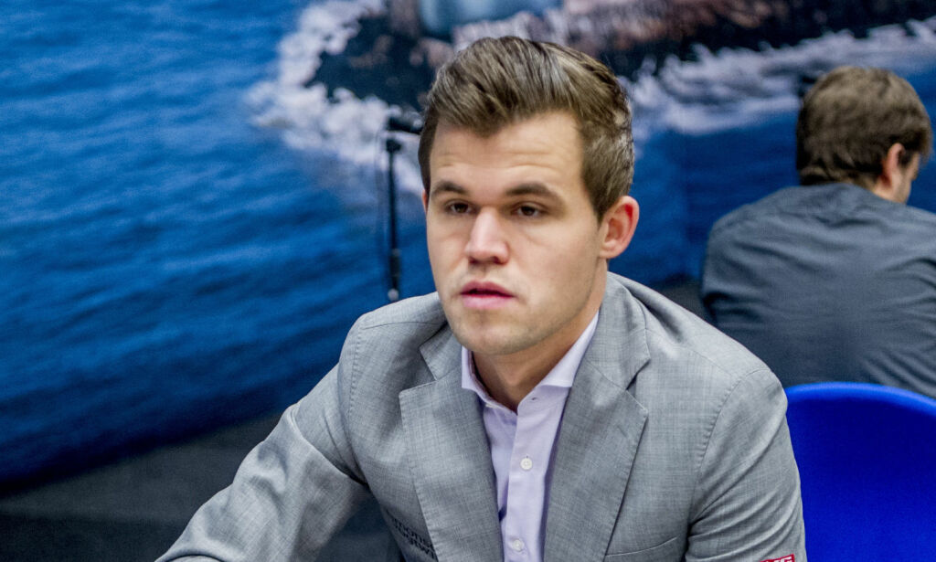 Carlsen med maraton-remis i Nederland