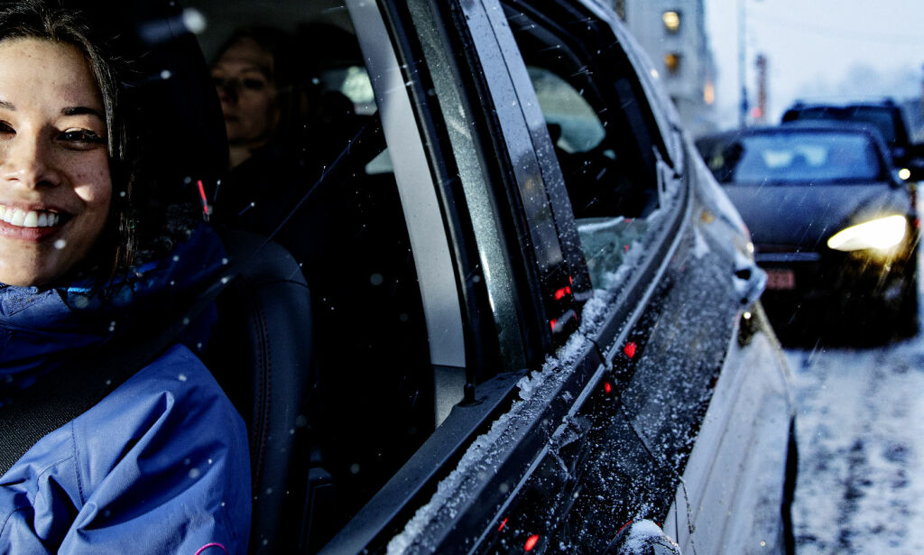 Vil gi deg et års gratis kollektivbillett og bildeling i bytte mot bilen