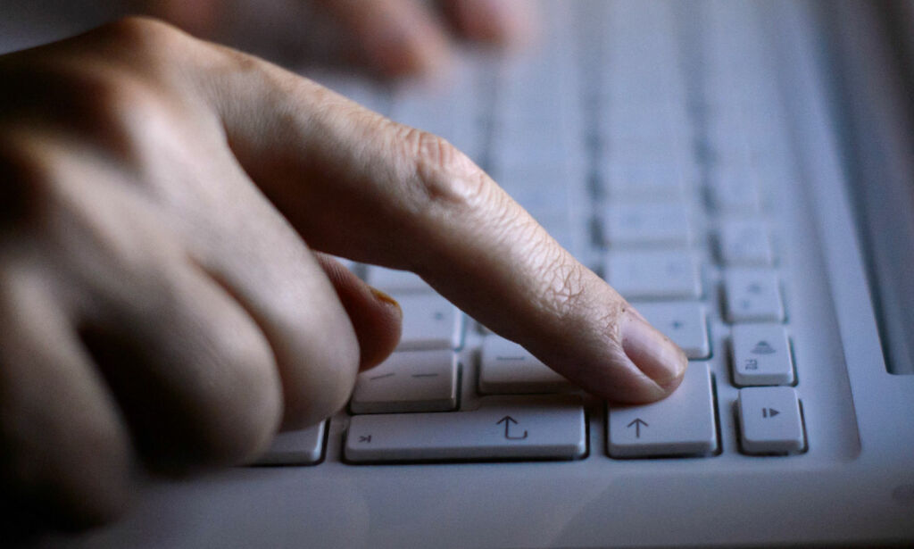 Slik påvirker nettovergrep barn: - Depresjon, skam, skyld, uro og ekstrem psykisk belastning