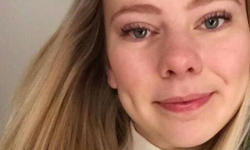 Jenny (21) så røyken fra vinduet